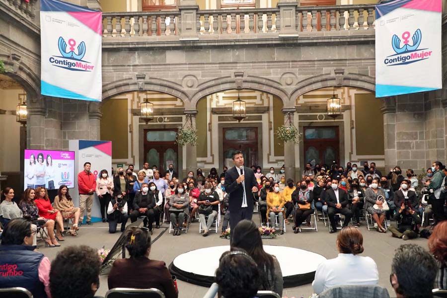 Impulsa Ayuntamiento de Puebla capacitación y financiamiento con “Contigo Mujer”