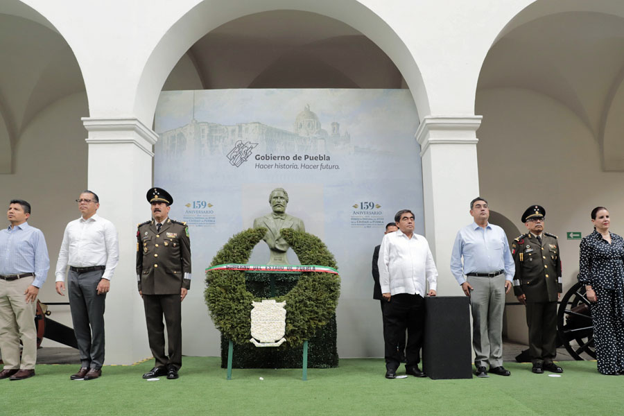 Encabezó Barbosa Ceremonia de la Defensa de Puebla