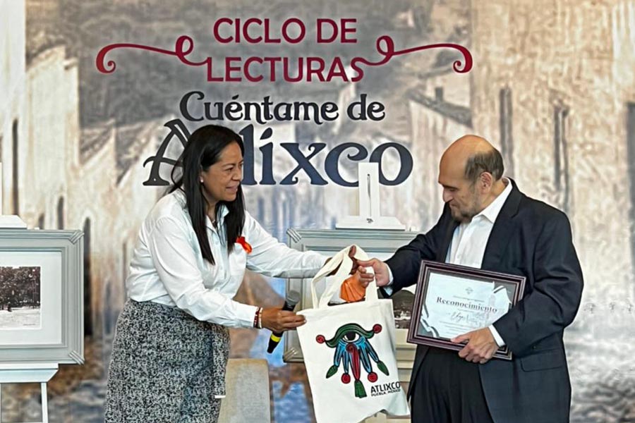 Ariadna Ayala impulsa programa de lectura “Cuéntame de Atlixco”