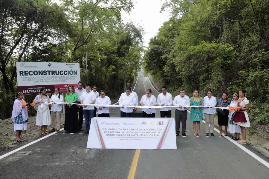 Inauguró Barbosa carretera La Unión-Patla-Chicontla