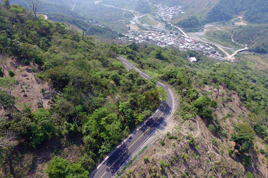 Inauguró Barbosa carretera La Unión-Patla-Chicontla