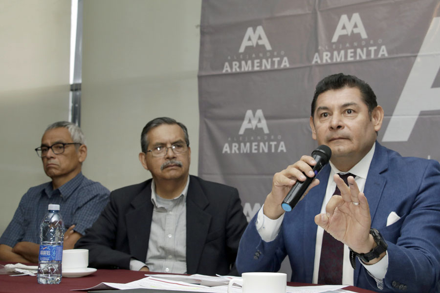 Va Armenta por la gubernatura de Puebla