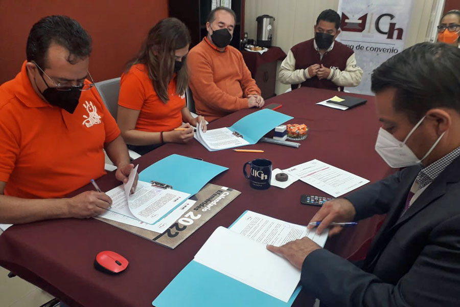 Firma INE Puebla convenios de colaboración con la UT de Oriental y la UICH