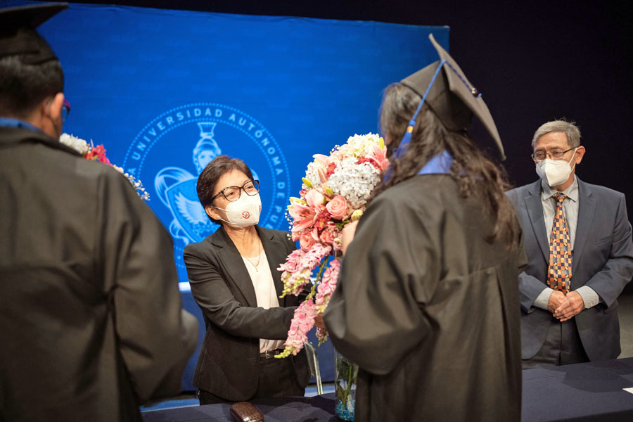 Presidió rectora Lilia Cedillo graduación de la Facultad de Ciencias de la Computación