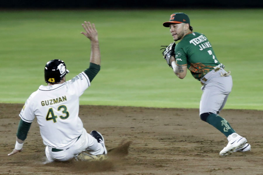 Ganó Leones a Pericos el primer partido de playoffs