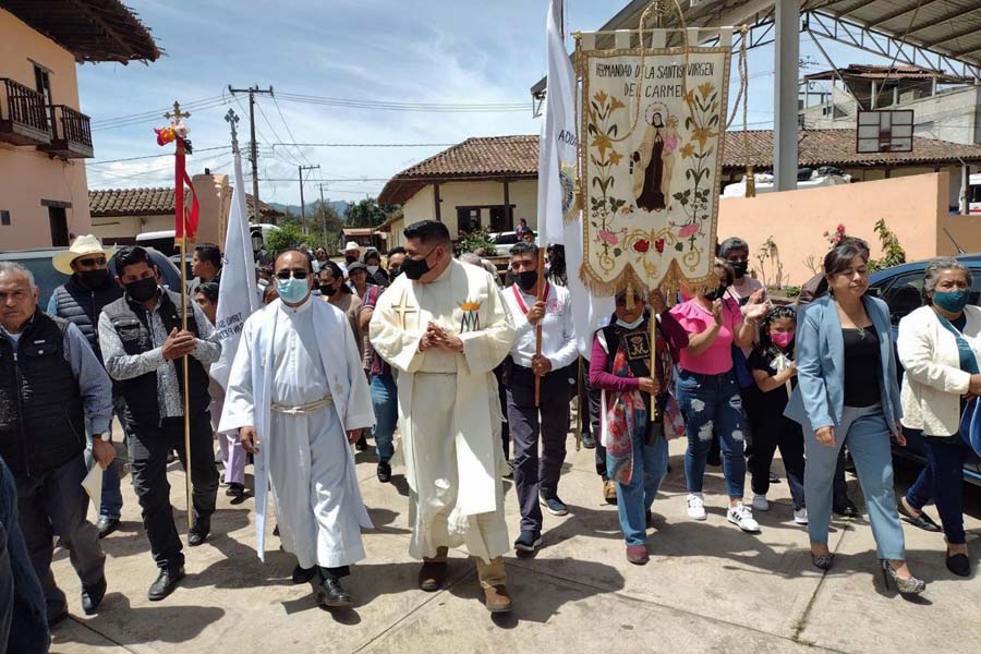 Nombraron al sacerdote Jovanny Érick Lozano como nuevo párroco del Santuario del Señor de Jicolapa