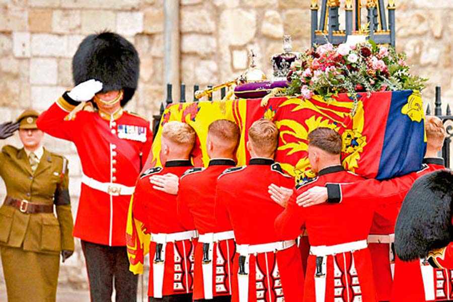 Funeral de Estado pone fin a la era Isabel II