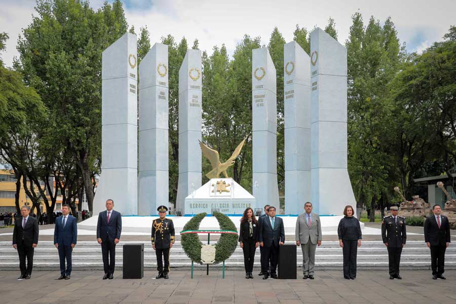 En Puebla, hay lealtad y respeto inquebrantables al ejército mexicano: MBH