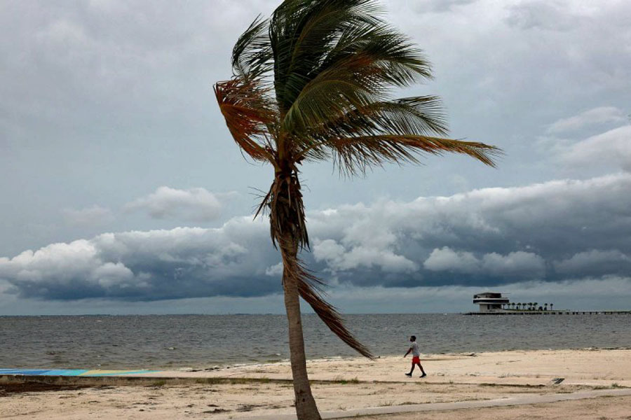 Huracán 'Ian' alcanza categoría 4 en su camino hacia Florida