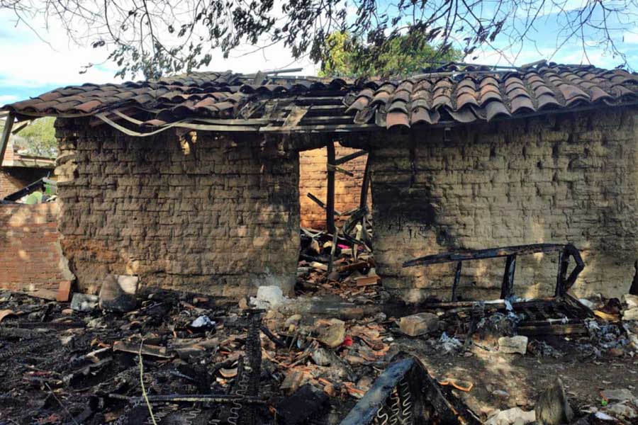 Incendio en una vivienda de Cuatlancingo deja saldo de tres personas muertas