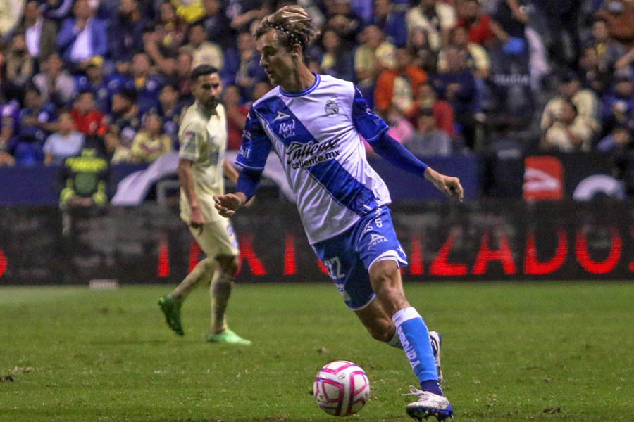 América golea al Puebla en el estadio Cuauhtémoc