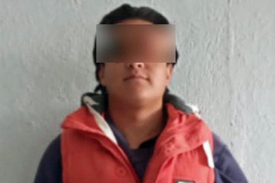 Detiene Policía Estatal a persona por presunta posesión ilegal de combustible en Chignahuapan