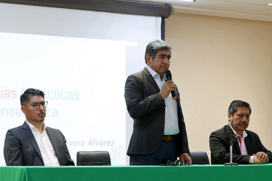 Con taller, Secretaría de Educación capacita a trabajadores de telesecundarias