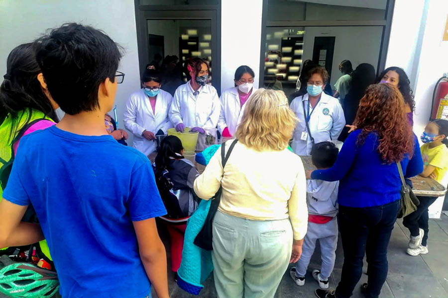 En Puebla capital la niñez disfruta y aprende ciencia de forma divertida