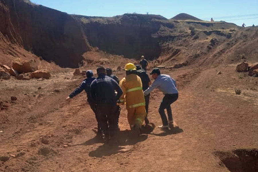 Joven intenta quitarse la vida al arrojarse de las alturas en Michac, pero solo consiguió lesionarse