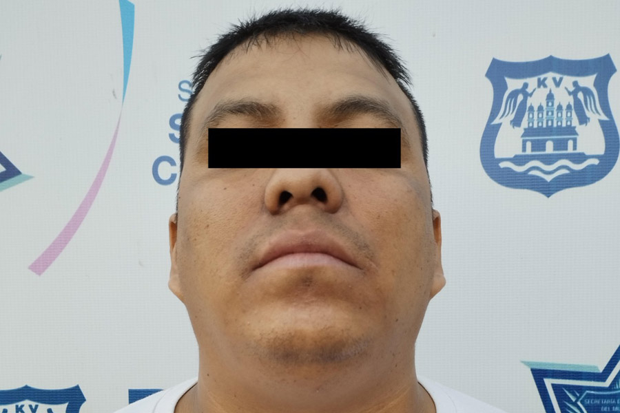 "El Vocho" en posesión de droga es detenido por la policía municipal de Puebla