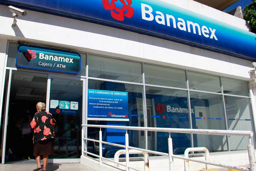 ¡Se cae venta de Banamex! Adiós a Larrea