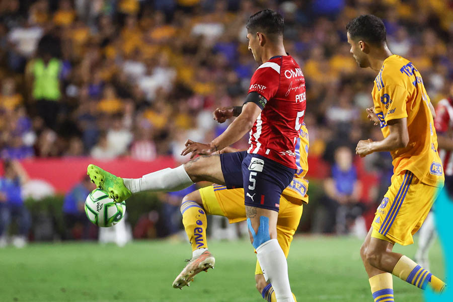 Tigres empató 0-0 contra Chivas en la Final de ida e irá por la hazaña en el Akron