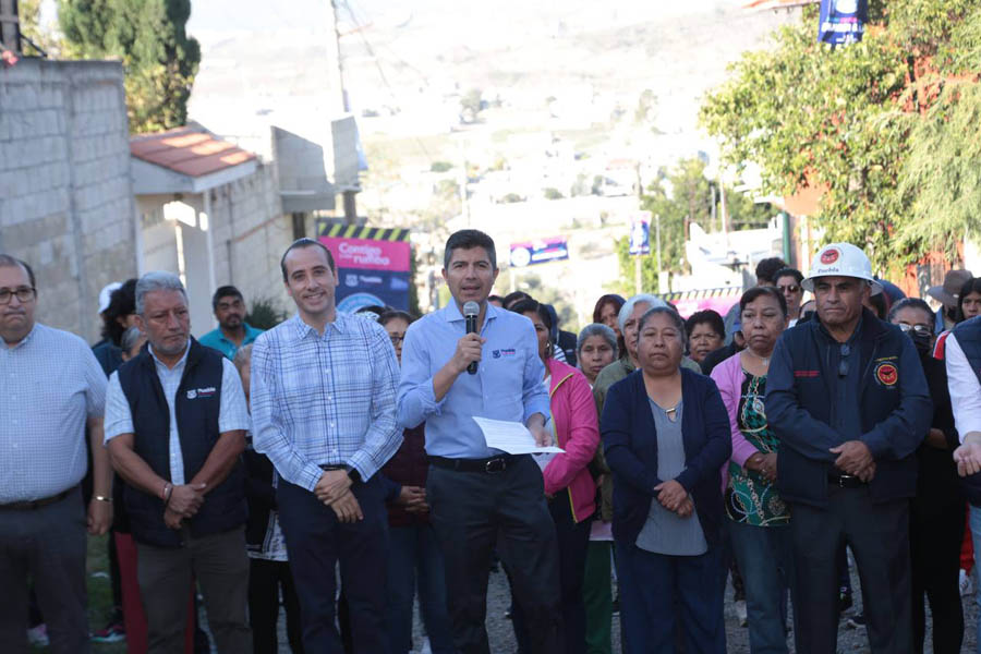 Ayuntamiento de Puebla arranca rehabilitación de calle tulipanes en San Francisco Totimehuacan