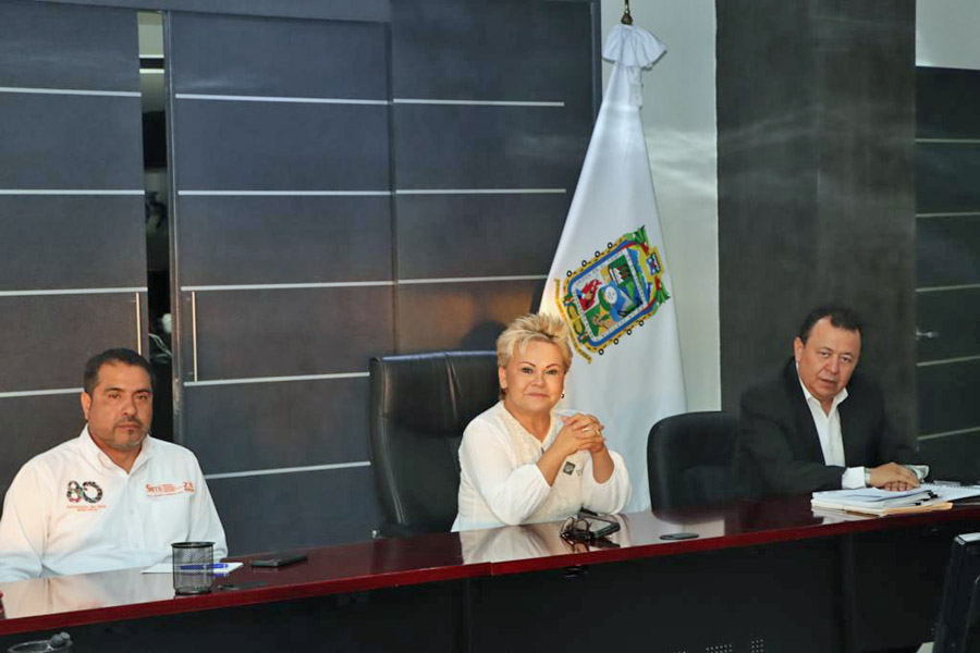 Con diálogo abierto y permanente, SEP beneficia a docentes normalistas