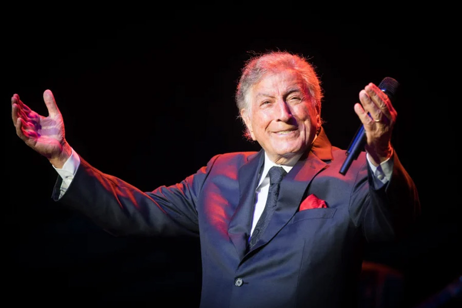 Murió Tony Bennett, leyenda de la música de EU y uno de los últimos 'crooners'