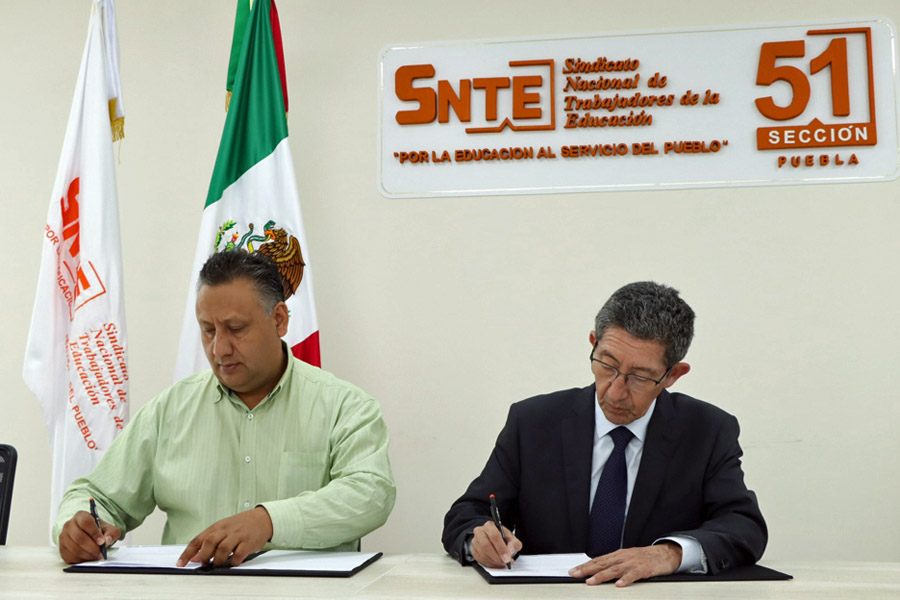 Gestiona SNTE 51 becas por excelencia en la Universidad La Salle