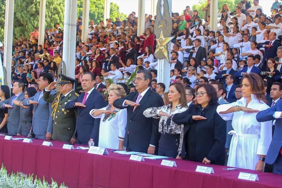 Hoy la lucha es por el recate de los valores: Olivia Salomón