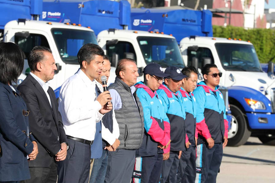 Renueva Puebla capital unidades para recolección de basura