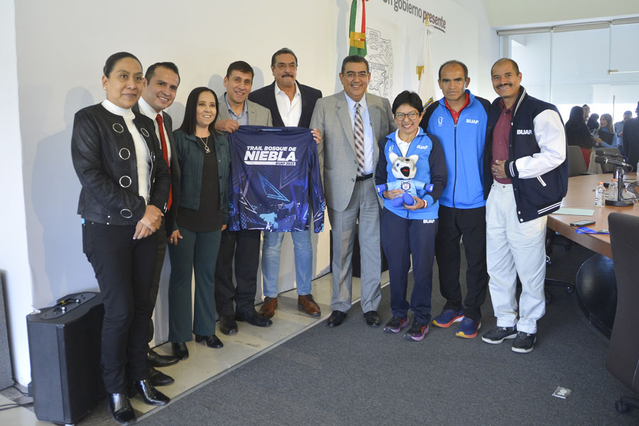 Presentan el Trail Bosque de Niebla BUAP y la Carrera Universitaria