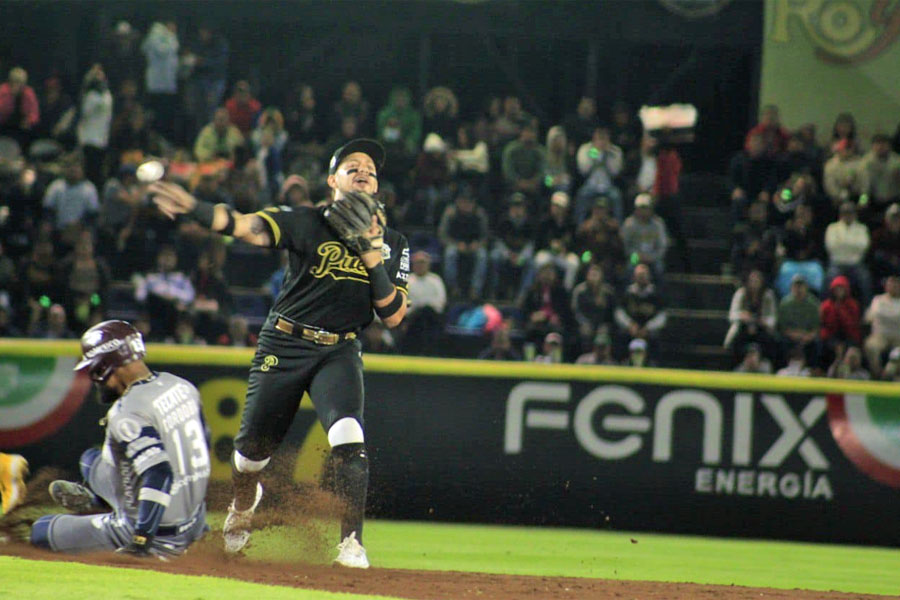 Pericos dice presente en la serie del rey