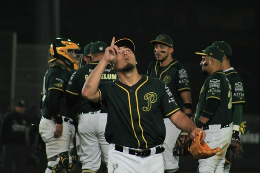 Tláloc interrumpe el tercer juego de la serie entre Leones y Pericos