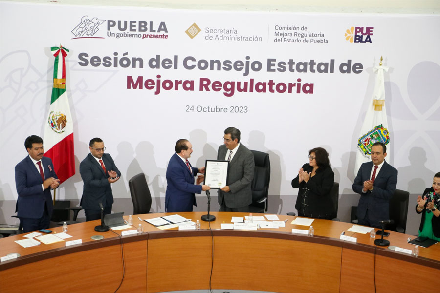 Tiene Puebla un gobierno estatal transparente, eficiente y que promueve digitalización