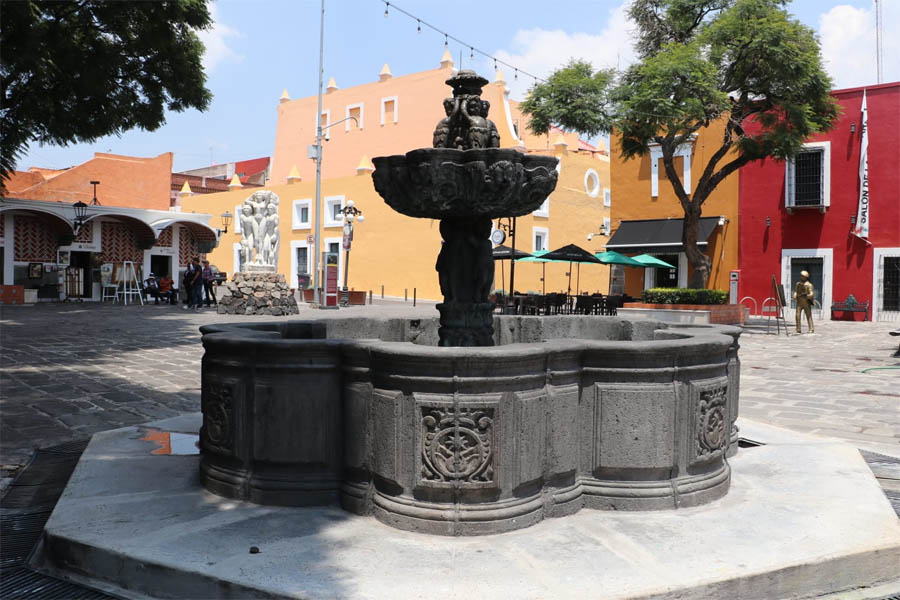 Ayuntamiento de Puebla dio mantenimiento a 10 fuentes de cantera del centro histórico