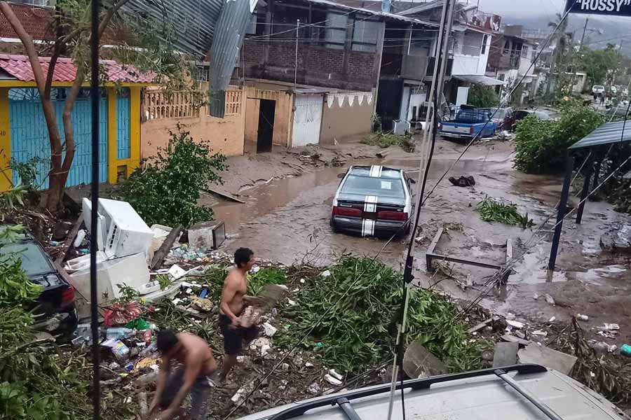 Huracán 'Otis' deja un saldo de 27 personas fallecidas en Guerrero