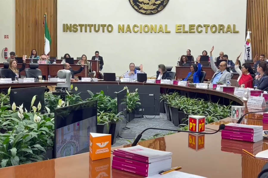 INE aprueba por fin paridad: partidos deberán postular a 5 mujeres en 2024