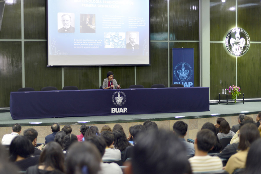 Celebra Rectora María Lilia Cedillo Ramírez el décimo aniversario de la Licenciatura en Biotecnología