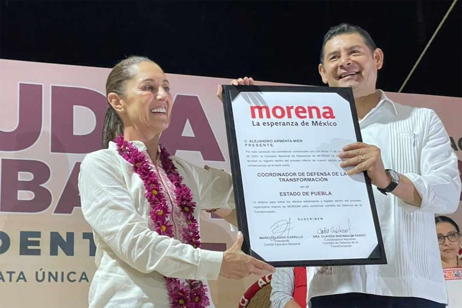 Recibe Armenta constancia como Coordinador de Defensa de la Transformación, firmada por Claudia Sheinbaum y Mario Delgado