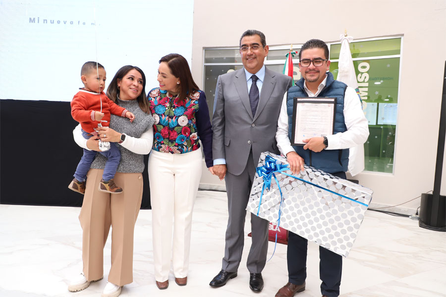 Con programa de adopciones, vivir en familia en Puebla es una realidad