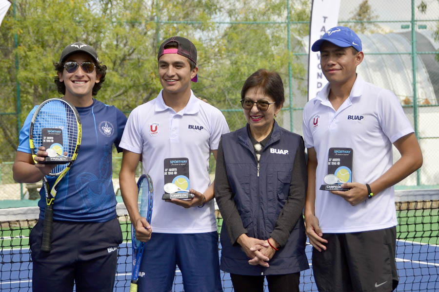 Inaugura la Rectora Lilia Cedillo Ramírez más espacios para impulsar el deporte