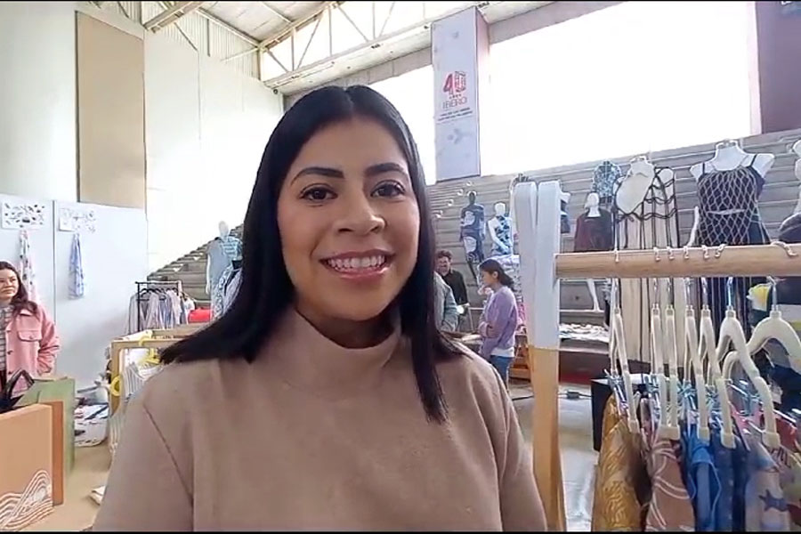 Alumna de la Ibero Puebla creó prendas antirreflujo para bebés