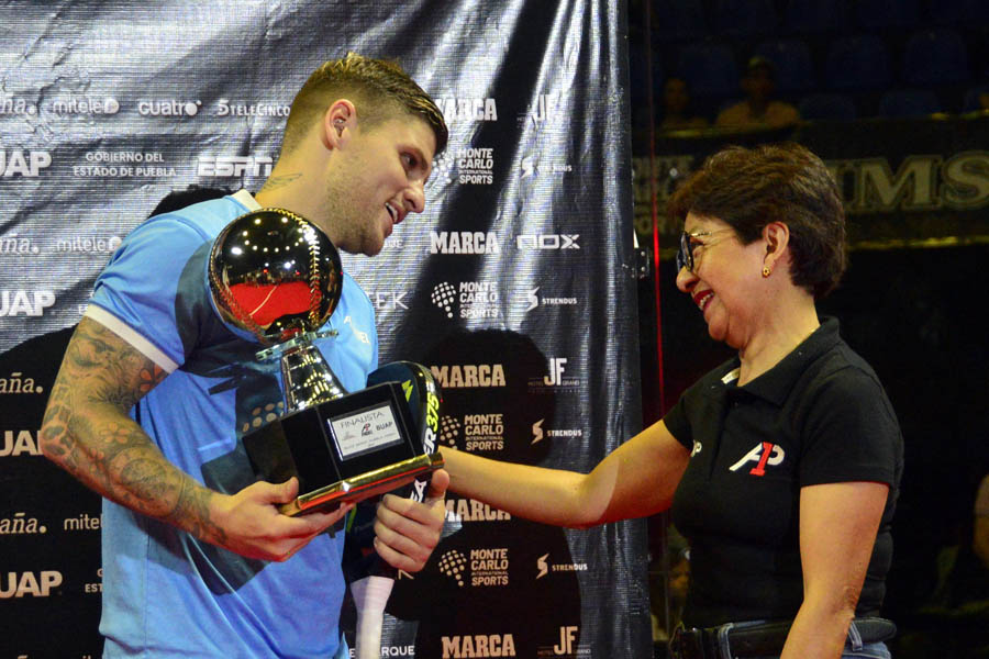 Encabezan rectora Lilia Cedillo y el gobernador Sergio Salomón la premiación de la final del torneo A1 Pádel Puebla 2024