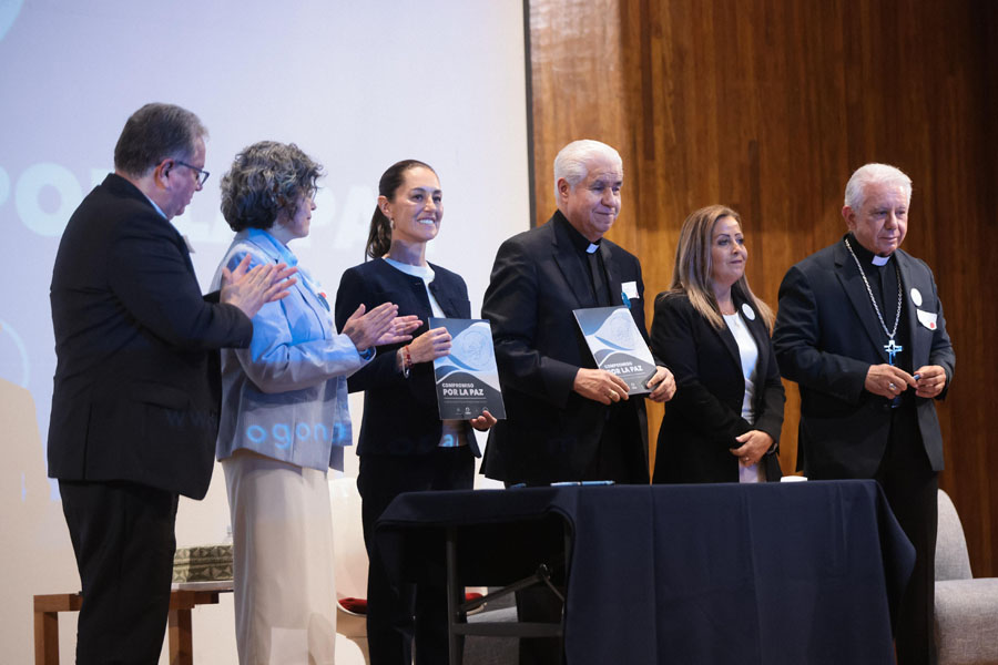 “Trabajemos juntos en la construcción de la paz”: Claudia Sheinbaum llama al Episcopado Mexicano a conjuntar esfuerzos por un México más justo y más seguro