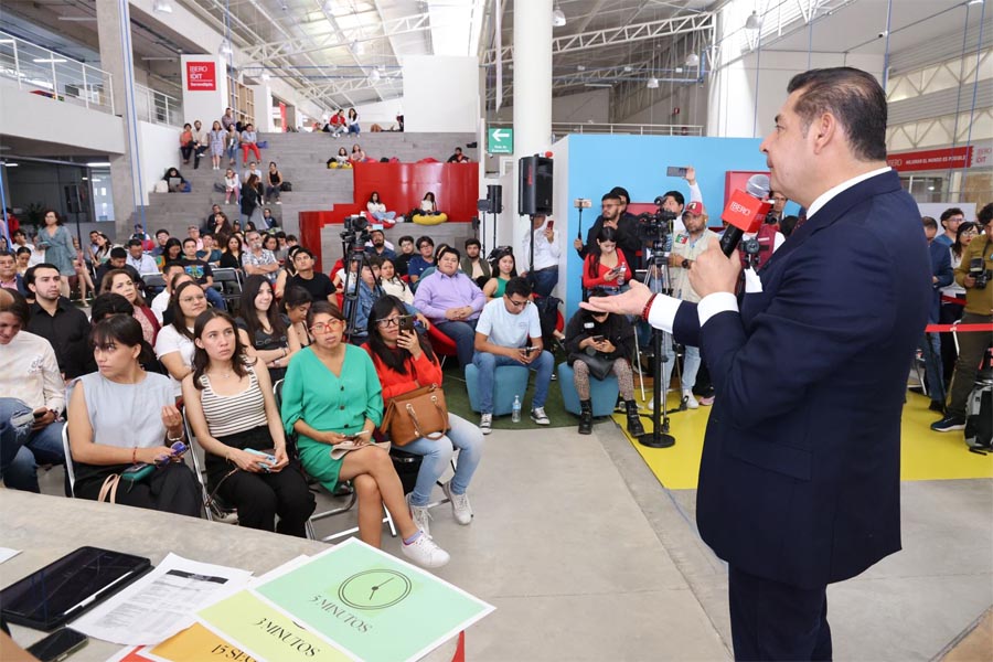 Armenta va por revertir la concesión del agua en Puebla