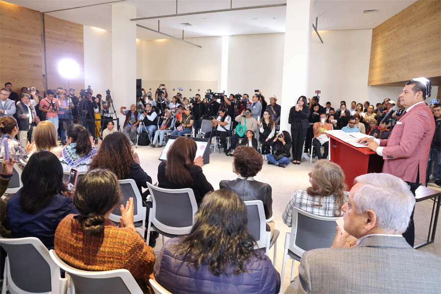 El Banco de la Mujer combatirá las desigualdades en Puebla: Armenta