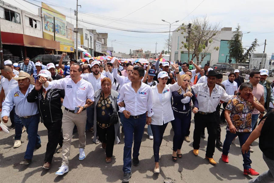 Lalo Rivera pavimentará calles de la Central de Abasto