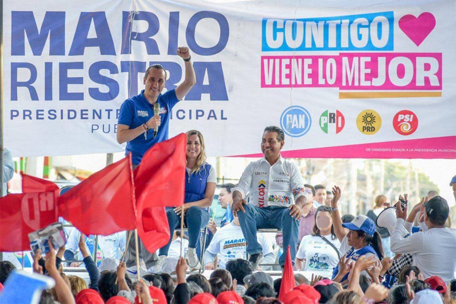 Fuerza violeta, mujeres policías protegiendo mujeres: Mario Riestra