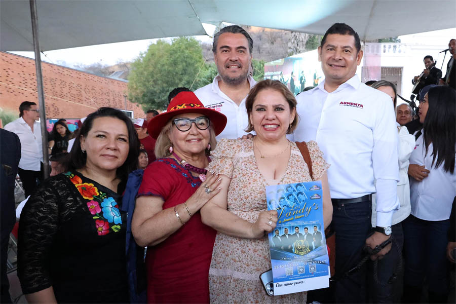 Armenta y Galeazzi acudieron a encuentro artístico