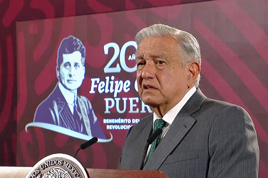 Eduardo Rivera saca el cobre por llamar “morenacos” a simpatizantes: AMLO