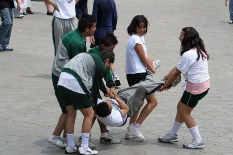 IBERO explica qué hacer ante un caso de violencia en el aula