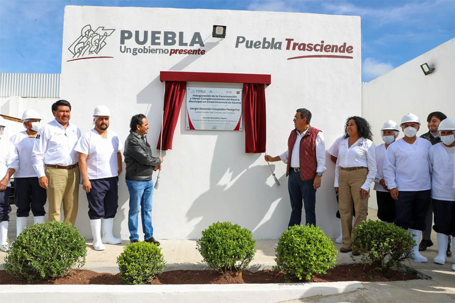 Sergio Salomón inaugura rastro municipal en Chalchicomula